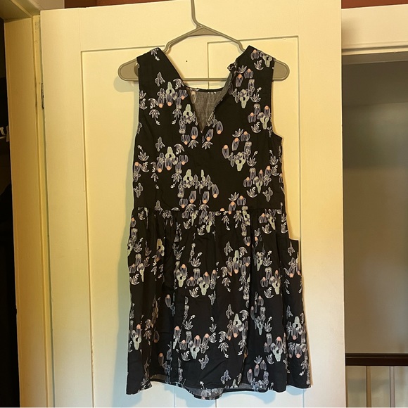 Cactus mini shift dress - Picture 2 of 2